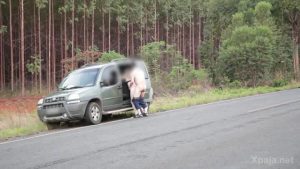 Hechando uno en la autopista