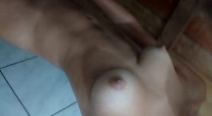 Mi novia me envió un video tocándose por primera vez