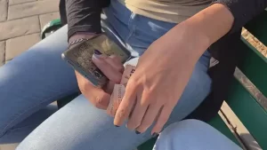 Mexicana acepta dinero por follar