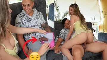 A La Puta Le Gustan Mucho Los Detalles y Le Regale Mi Verga