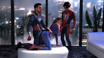 Spider man encontró a su novia con el capitán y se la follan los dos